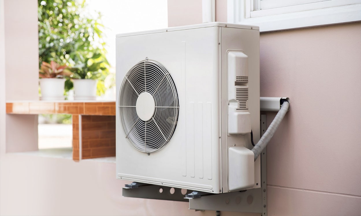 Proprietari di case, grandi risparmi sul riscaldamento: ecco come collegare una pompa di calore al riscaldamento centralizzato