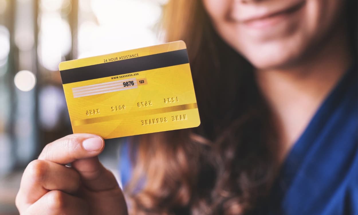 Pratique : Comment débloquer une carte bancaire après la saisie de 3