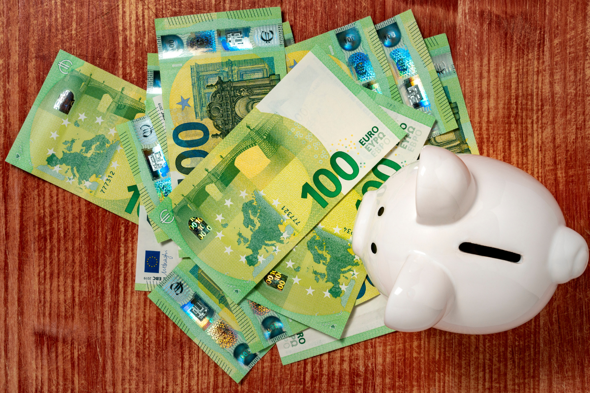 Retraite : les 2 000 euros de pension moyenne font rêver, mais certains départements restent sous pression