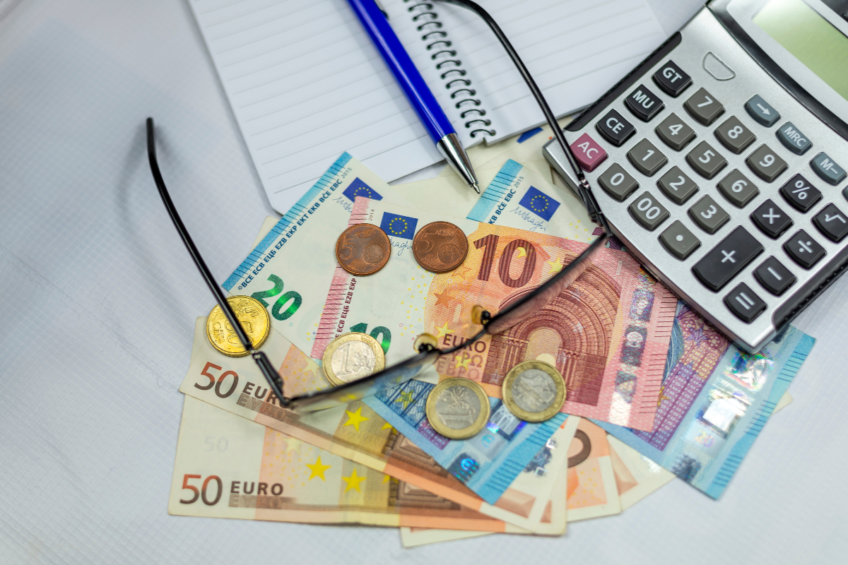 Assurance-vie : derrière la hausse des taux, la collecte pourrait faire grimper le rendement des fonds euros