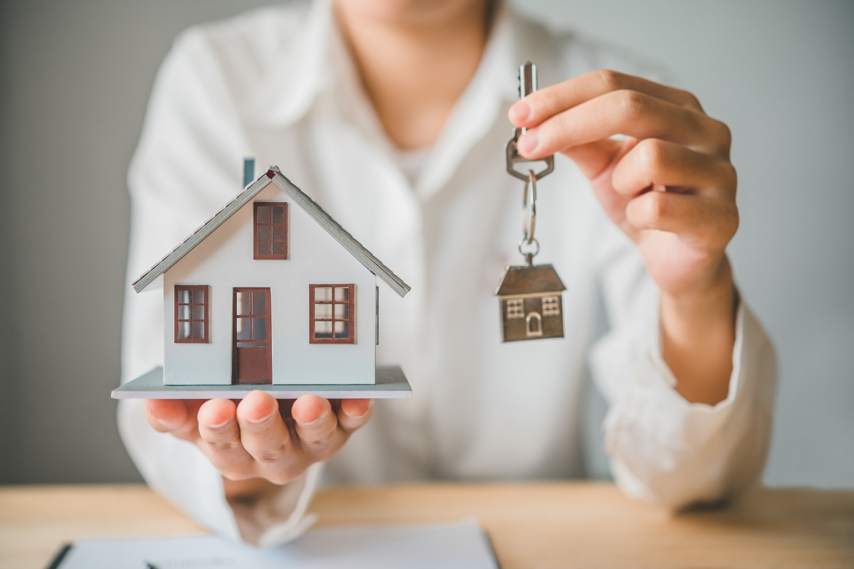 Aider son enfant par un simple virement pour un achat immobilier : le geste qui se transforme en piège fiscal, même pour des sommes qui semblent raisonnables