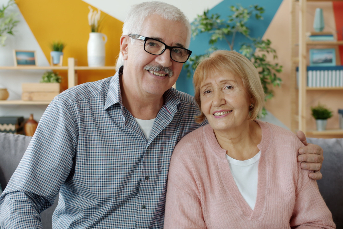 L'âge légal de la retraite est à 64 ans, mais pour équilibrer le système il faudrait monter à 65,8 ans en 2045 et 67,6 ans en 2070