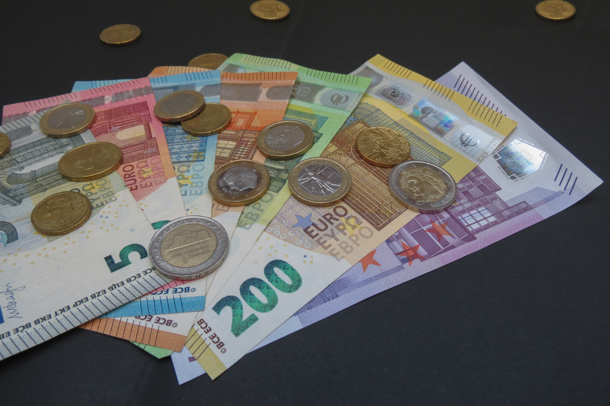 Livret A : entre 2,4 % et 2,5 % au 1ᵉʳ février 2027, un calcul déjà fait mais trois inconnues peuvent encore faire basculer le taux
