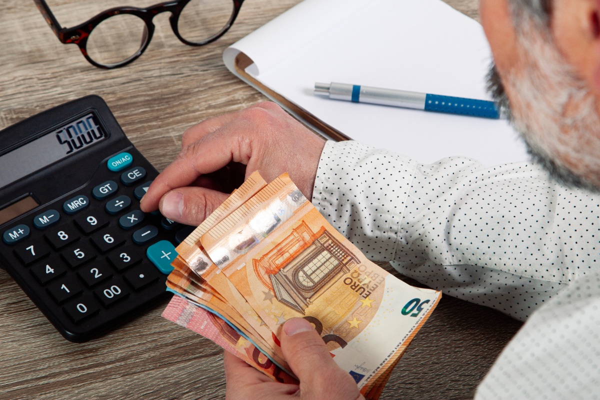 Ce PER promet 30 % d'économie d'impôt, mais l'État les reprend à la sortie : le vrai gain dépend de votre tranche à la retraite