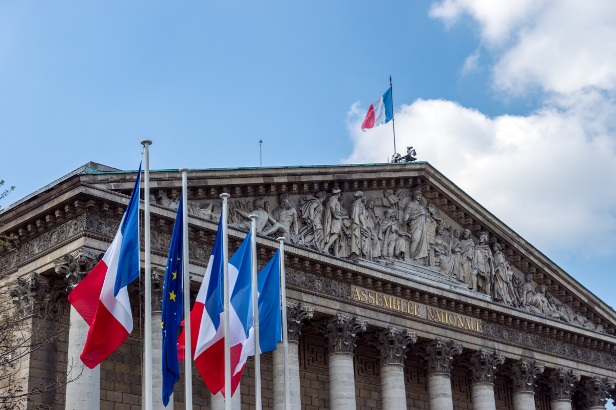 Transmission d'entreprise familiale : les successions restent épargnées, certaines donations entrent dans le champ de la nouvelle taxation